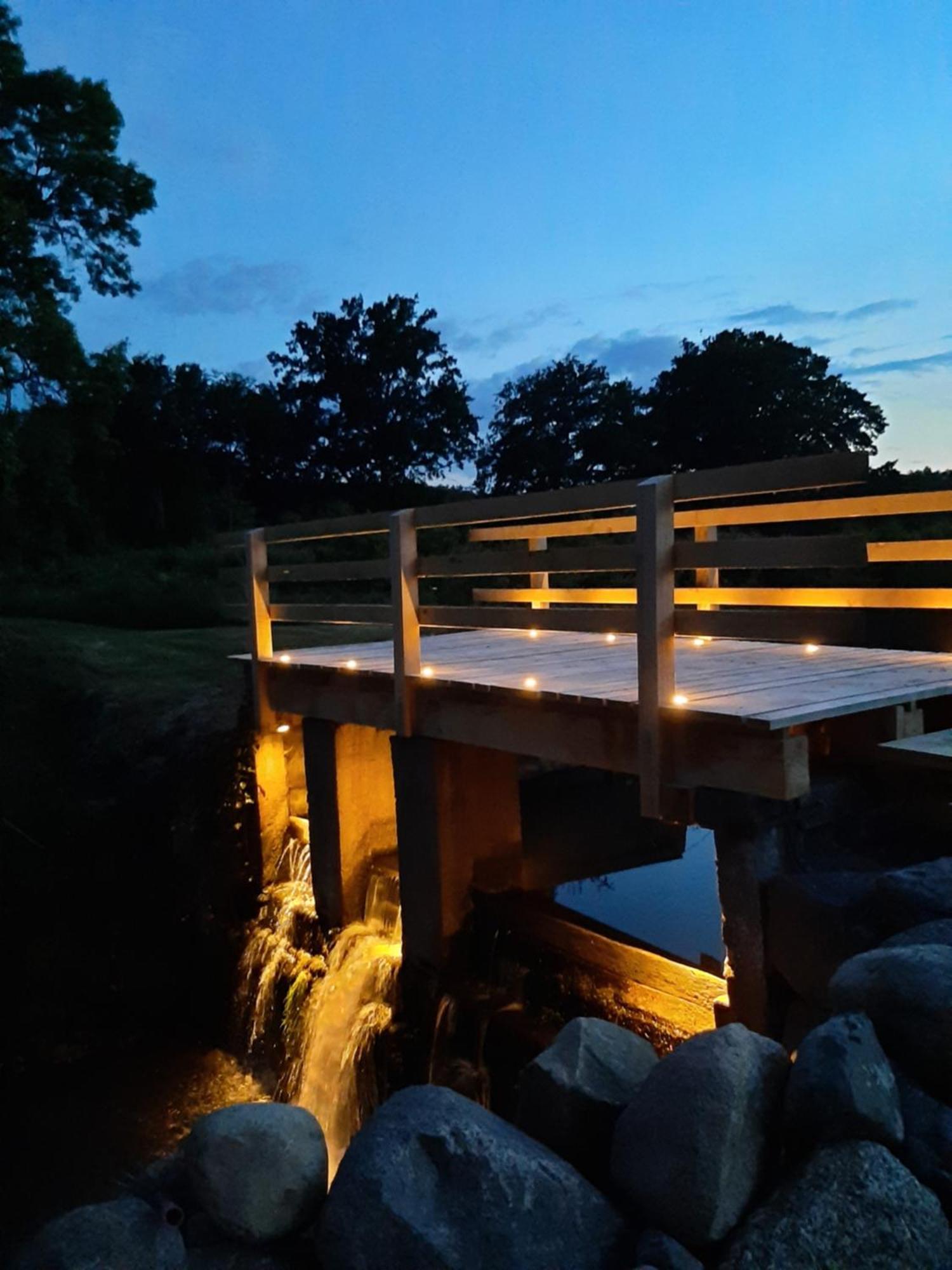Ferienwohnung Am Teich ダンネンベルク エクステリア 写真